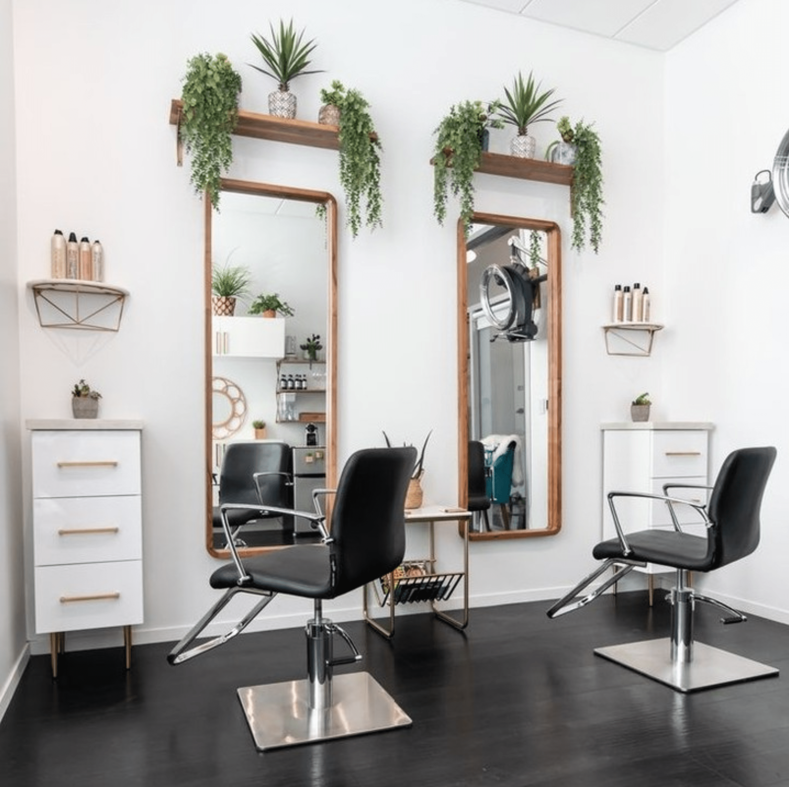 Salon Suites For Rent Columbus, OH | SuiteFinder Salon Suites For Rent Columbus, OH | SuiteFinder